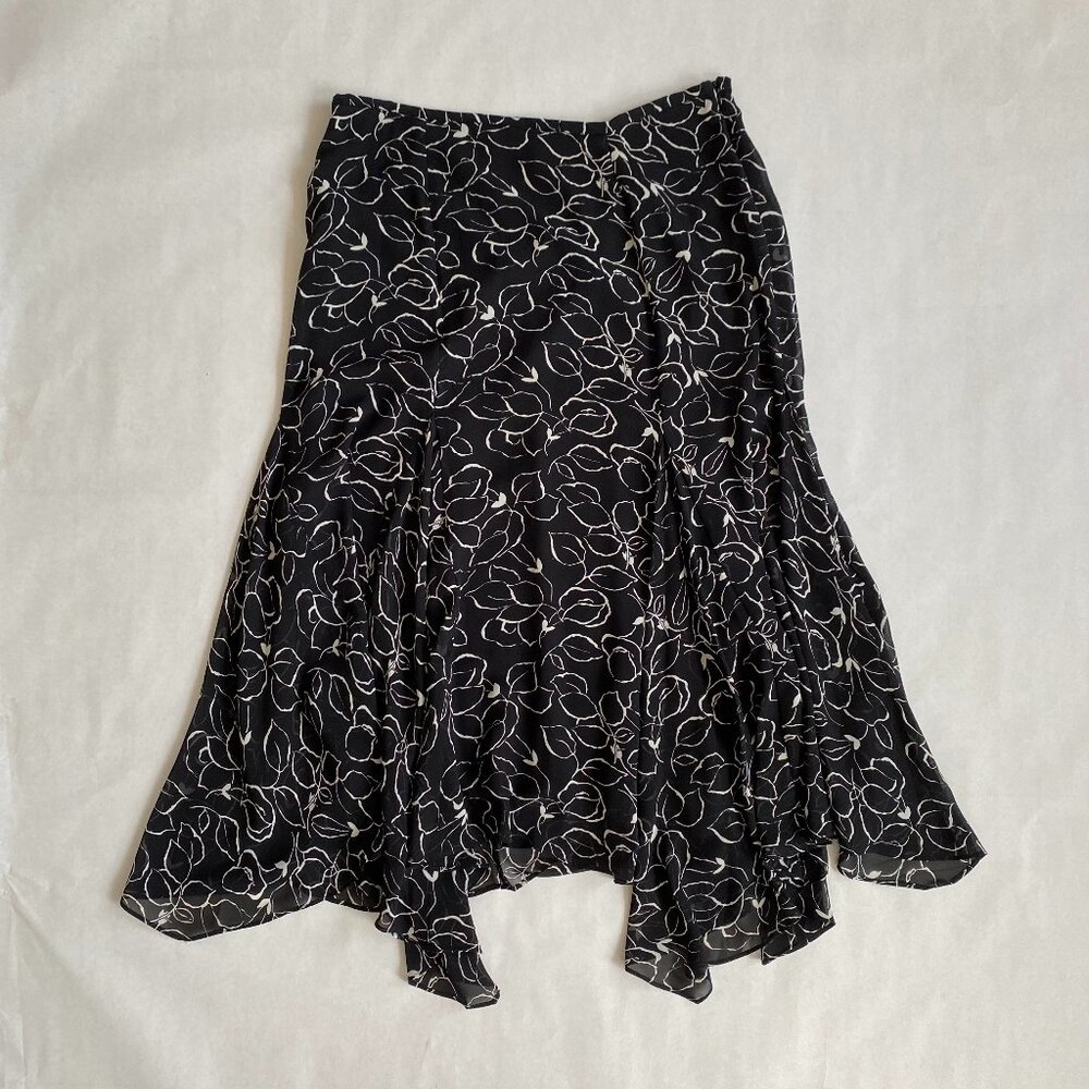 Chaps Handkerchief Hem Skirt Leaf Print Size 14 Black/Cream
